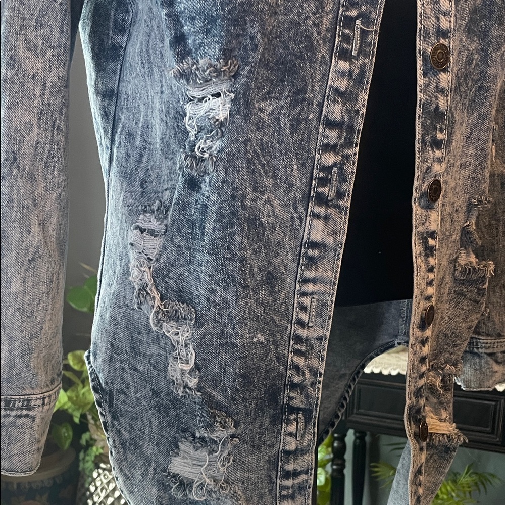 Thrill Distressed Denim Button Down Shirt - Picture 2 of 8